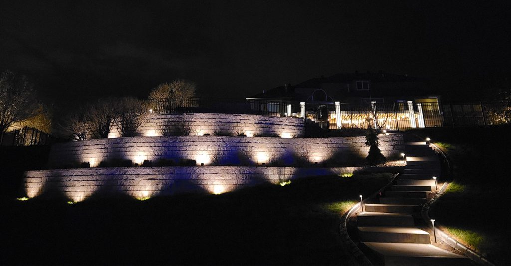 Custom Outdoor Accent Lighting for Stone Retaining Wall Blocks